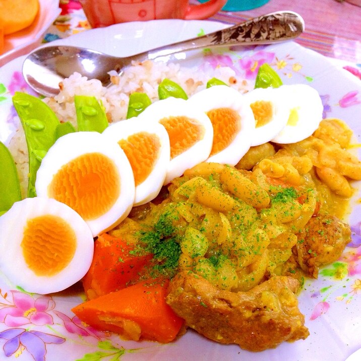 小麦粉不要!ホエー入りチキンと豆のヨーグルトカレー